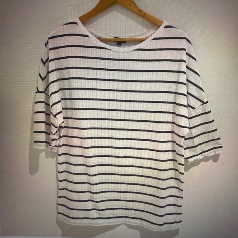 JACOB Woman White/Black Strip Pullover Dolman Short Sleeve T Shirt Top Size XXL